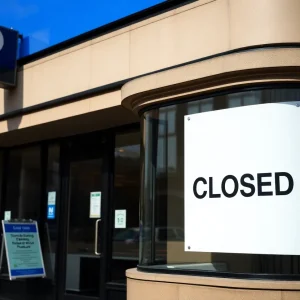 Santander Bank building closure sign